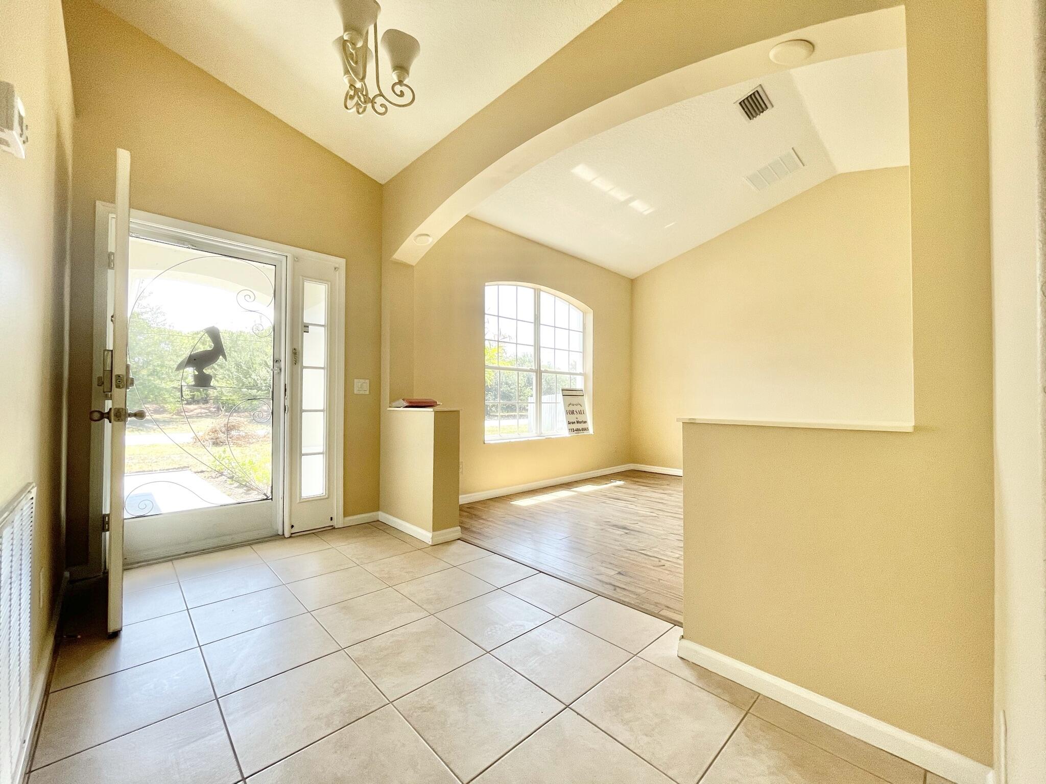 1741 Southeast Flintlock Road Port St. Lucie, FL 34952 - Photo 7 of 28 IMG_9673