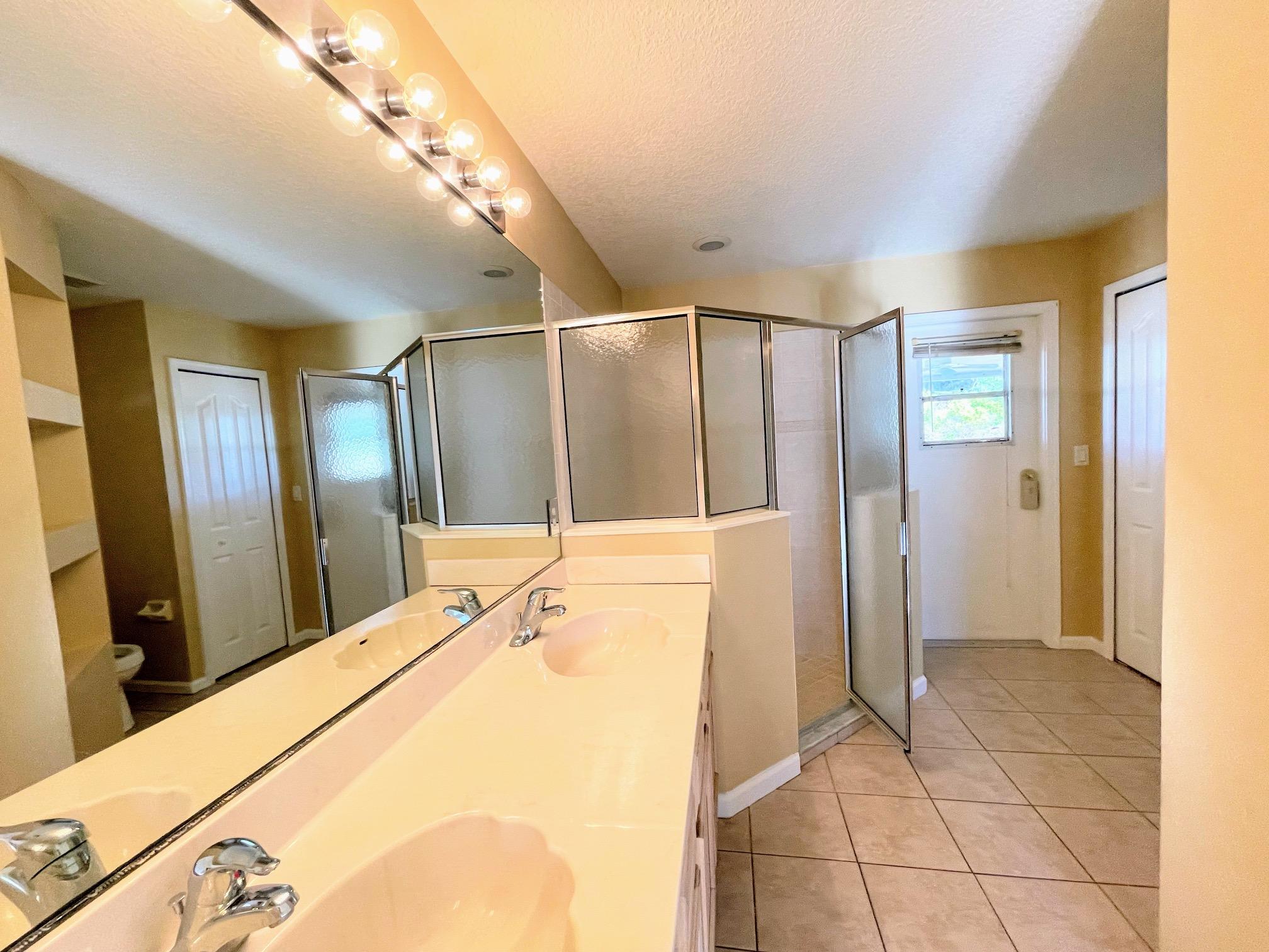 1741 Southeast Flintlock Road Port St. Lucie, FL 34952 - Photo 9 of 28 IMG_3902