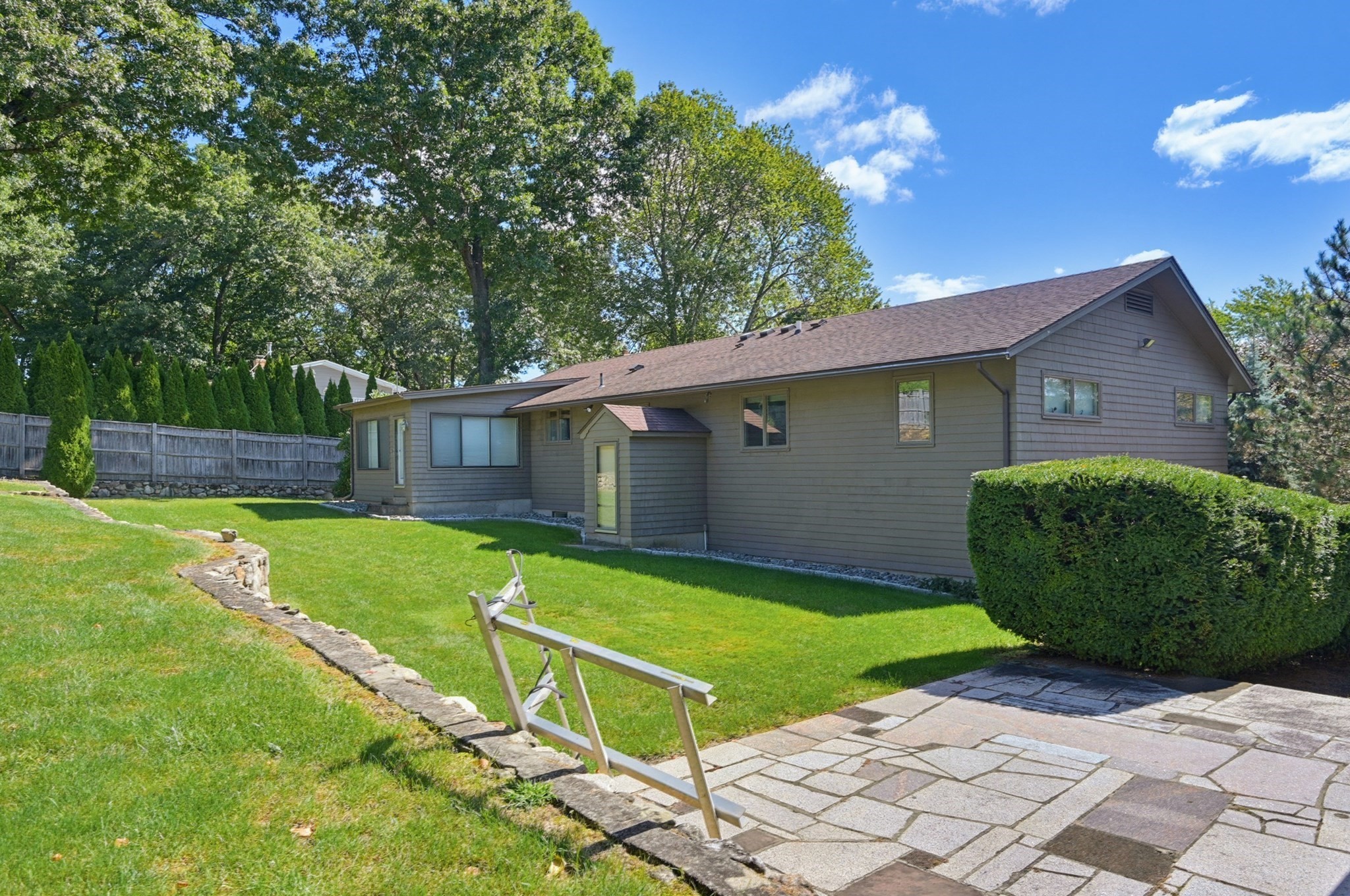 29 Sayles Hill Road Lincoln, RI 02838 - Photo 12 of 35 Gallery Image 12