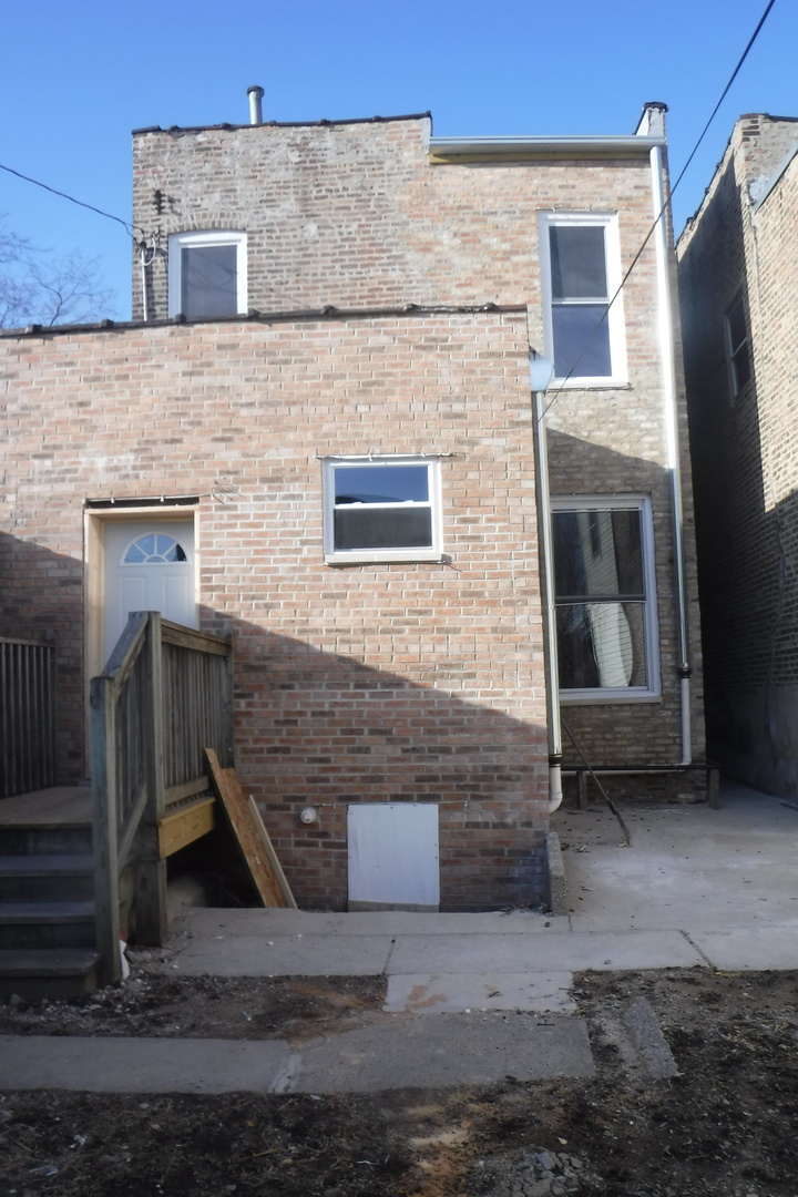 2925 West Walnut Street Chicago, IL 60612 - Photo 23 of 24