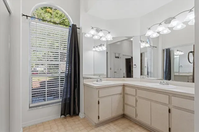 $399,900 | 4237 Northwest 64 Street, Gainesville, FL 32606