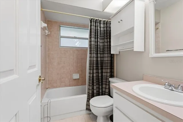 $399,900 | 4237 Northwest 64 Street, Gainesville, FL 32606