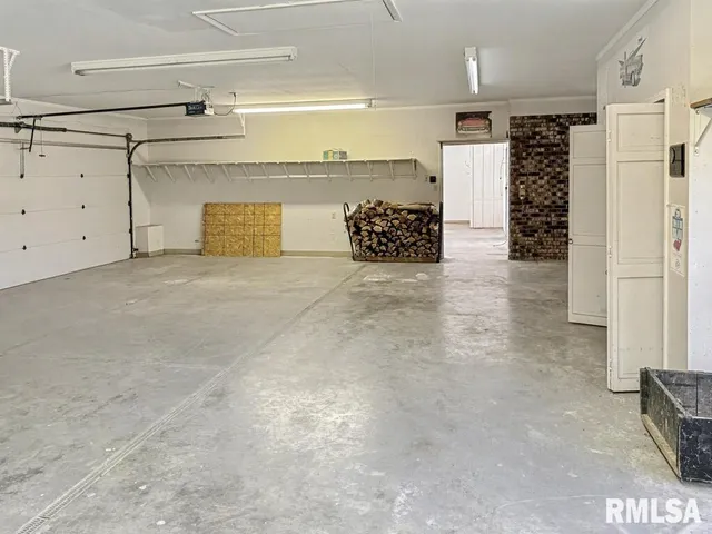 $289,900 | 508 East Forest Drive, Herrin, IL 62948