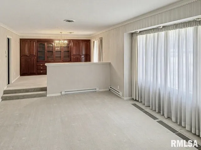 $289,900 | 508 East Forest Drive, Herrin, IL 62948