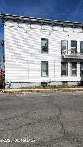 $725,000 | 22 2nd Avenue, Troy, NY 12180