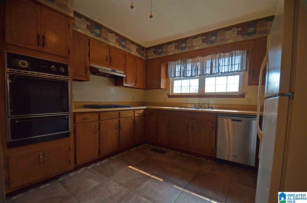 341 County Road 192 Clanton, AL 35046 - Photo 4 of 48