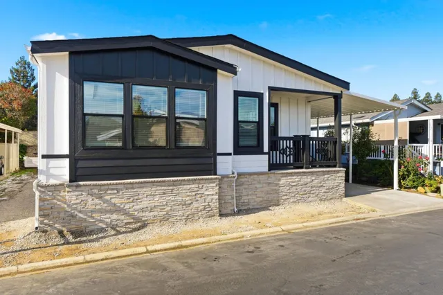 a view of a house with a outdoor space