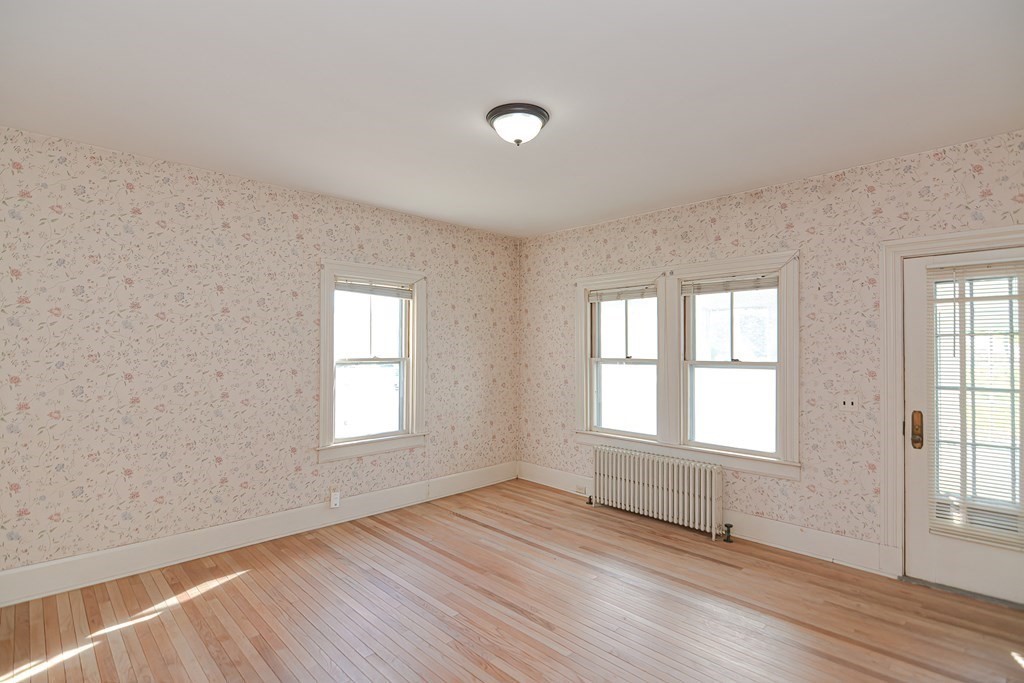 476 Old County Road Westport, MA 02790 - Photo 13 of 39 Gallery Image 13