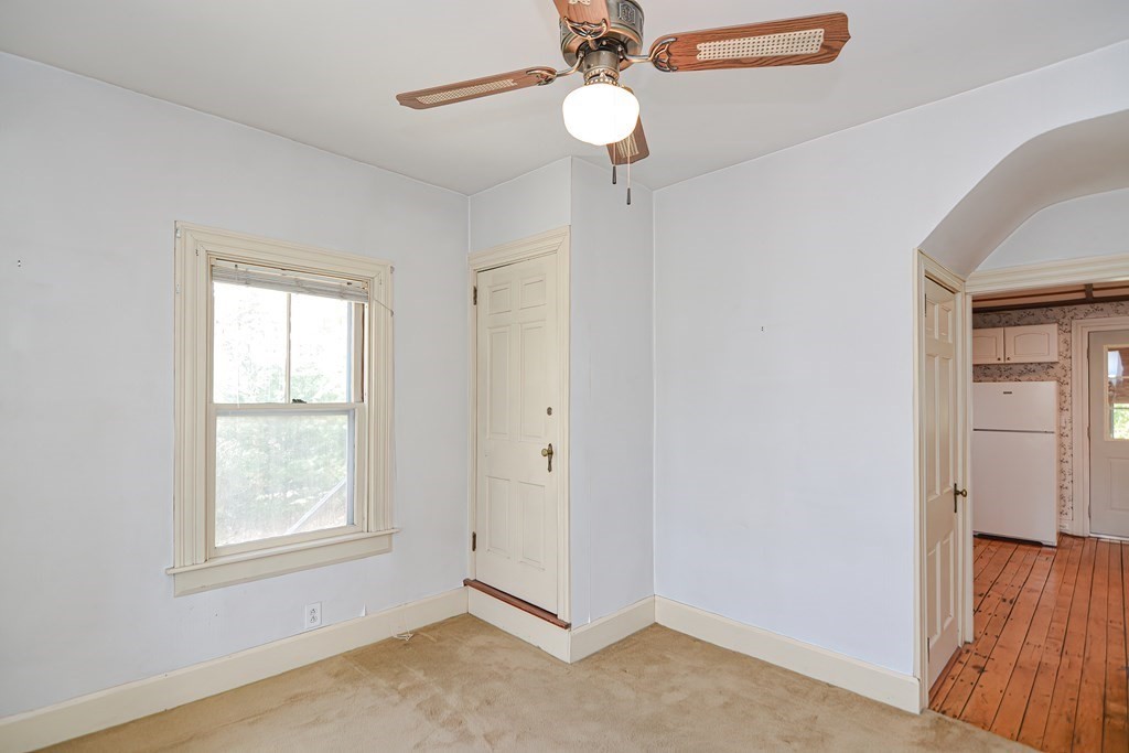 476 Old County Road Westport, MA 02790 - Photo 18 of 39 Gallery Image 18