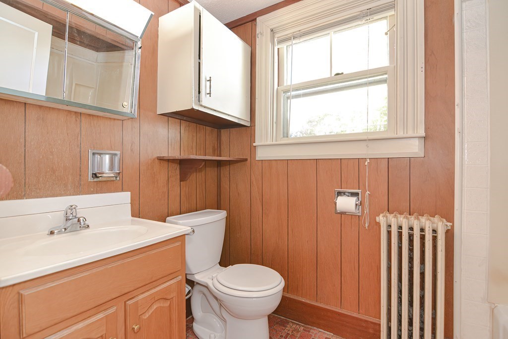 476 Old County Road Westport, MA 02790 - Photo 19 of 39 Gallery Image 19