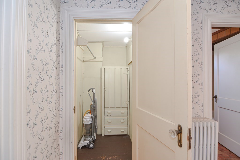 476 Old County Road Westport, MA 02790 - Photo 10 of 39 Gallery Image 10