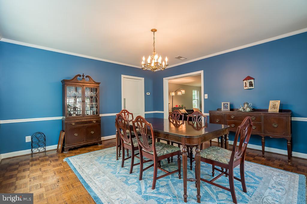 5001 Glenbrook Road Northwest Washington, DC 20016 - Photo 15 of 59