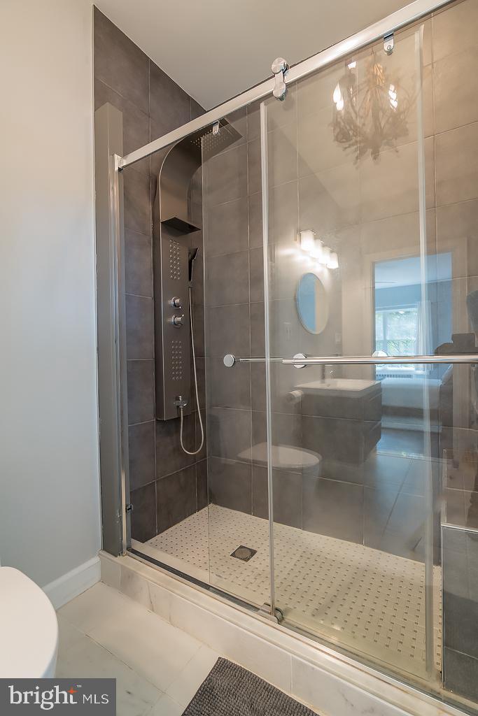 5001 Glenbrook Road Northwest Washington, DC 20016 - Photo 33 of 59