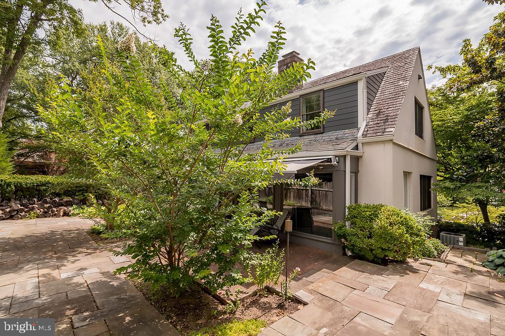 5001 Glenbrook Road Northwest Washington, DC 20016 - Photo 54 of 59