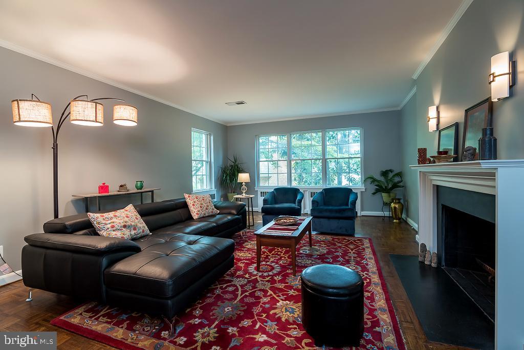 5001 Glenbrook Road Northwest Washington, DC 20016 - Photo 7 of 59