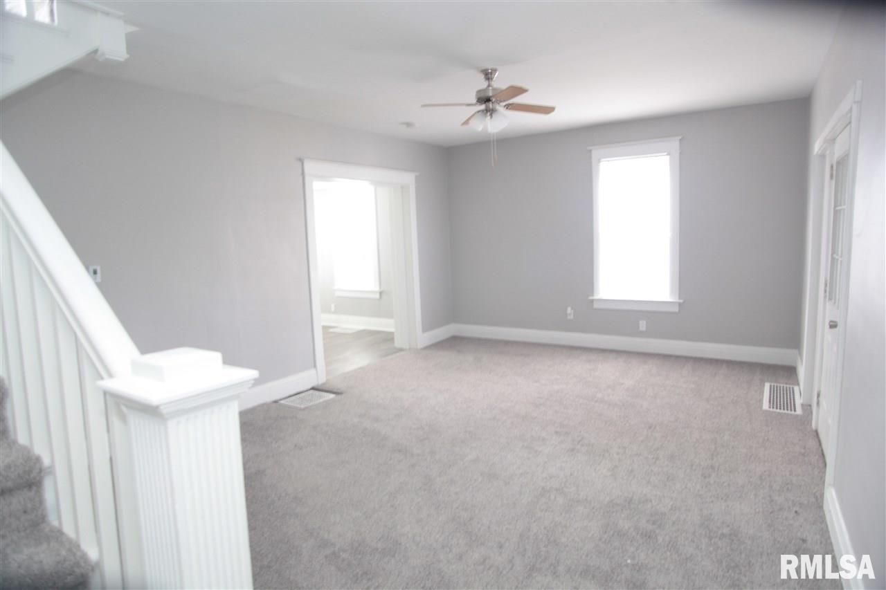 1409 Ripley Street Davenport, IA 52803 - Photo 3 of 14 Gallery Image 3
