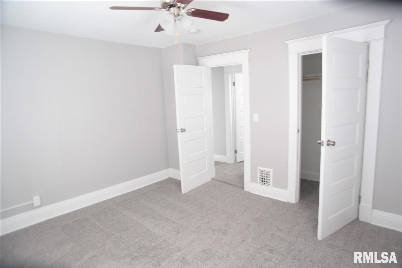 1409 Ripley Street Davenport, IA 52803 - Photo 7 of 14 Gallery Image 7