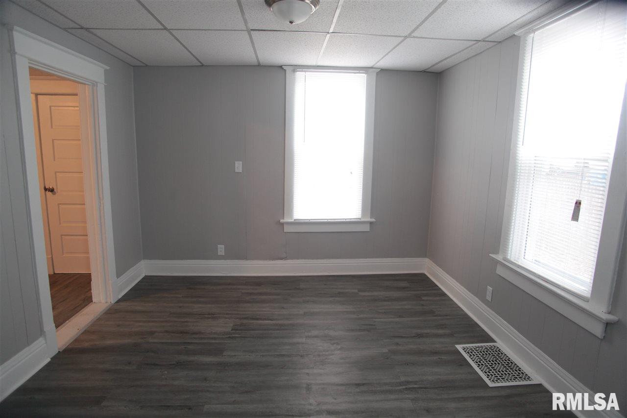 1409 Ripley Street Davenport, IA 52803 - Photo 10 of 14 Gallery Image 10