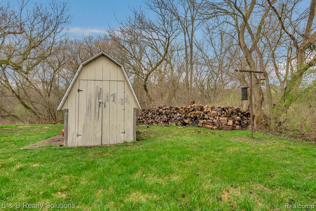 1343 Peppermill Road Lapeer, MI 48446 - Photo 30 of 35