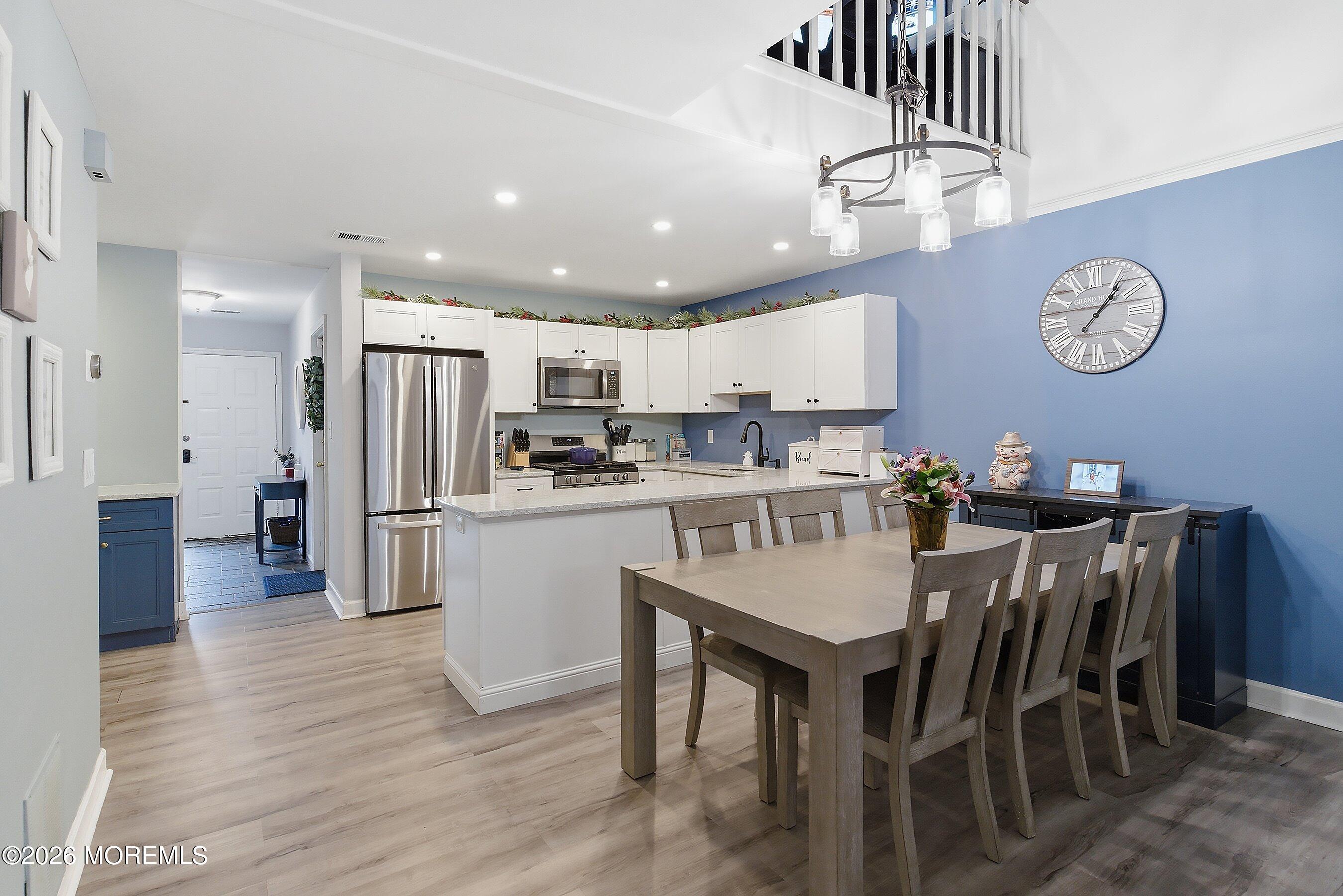 40 Lexington Circle Matawan, NJ 07747 - Photo 11 of 27 13-Dining 1A