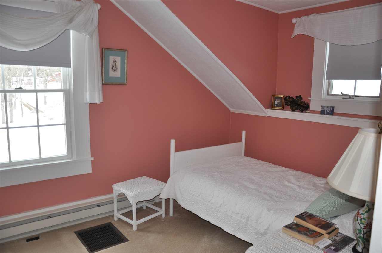 758 Old Lake Road Poultney, VT 05764 - Photo 17 of 28 Gallery Image 17