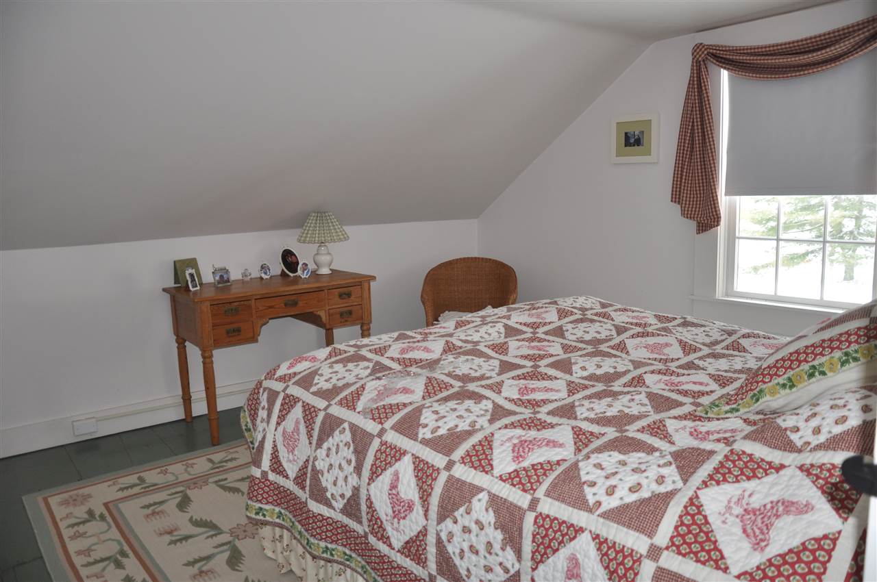 758 Old Lake Road Poultney, VT 05764 - Photo 19 of 28 Gallery Image 19