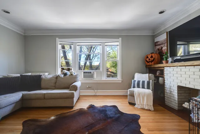 $950,000 | 4257 North Lockwood Avenue, Chicago, IL 60641