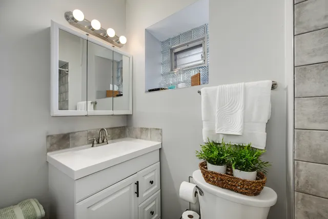 $950,000 | 4257 North Lockwood Avenue, Chicago, IL 60641