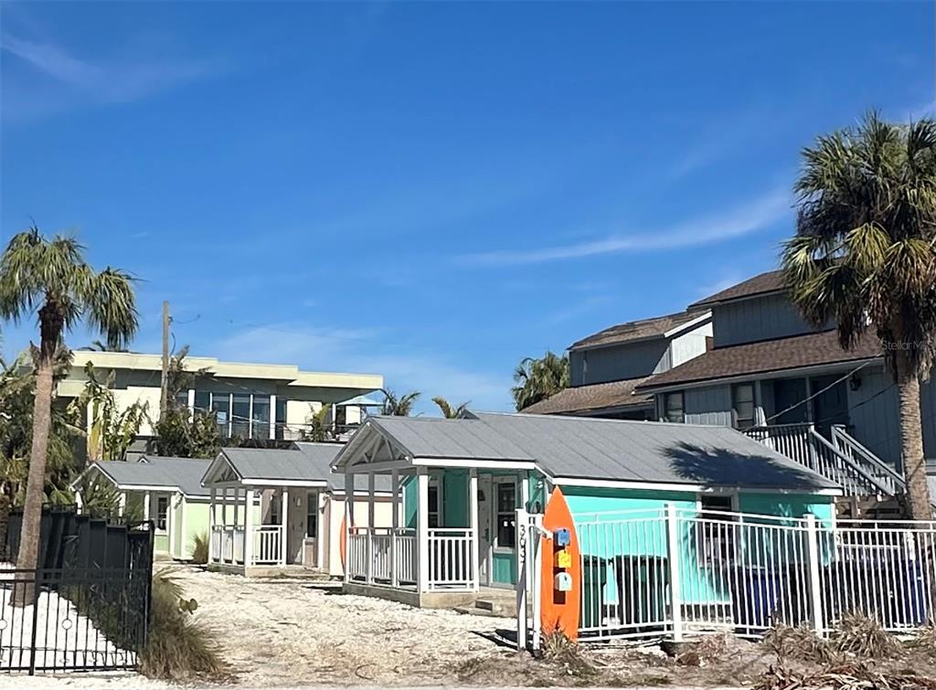 303 Beach Road Sarasota, FL 34242 - Photo 1 of 1 Gallery Image 1
