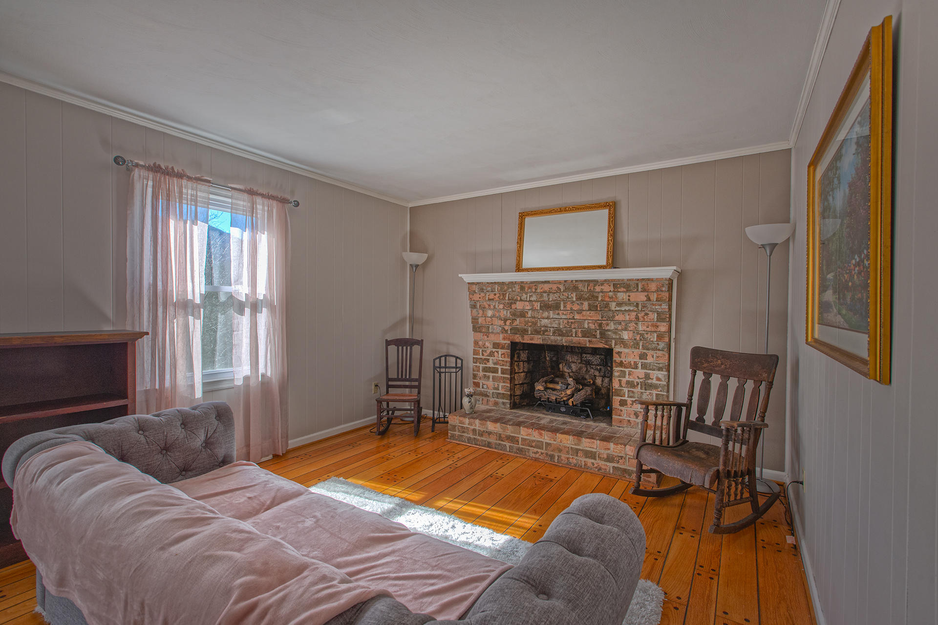7019 Crown Road Roanoke, VA 24018 - Photo 12 of 42 Family Room