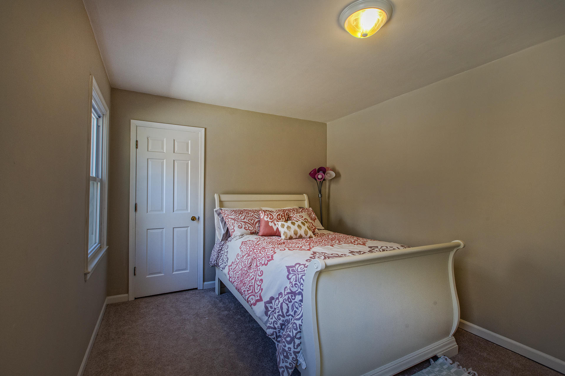 7019 Crown Road Roanoke, VA 24018 - Photo 23 of 42 Bedroom 3