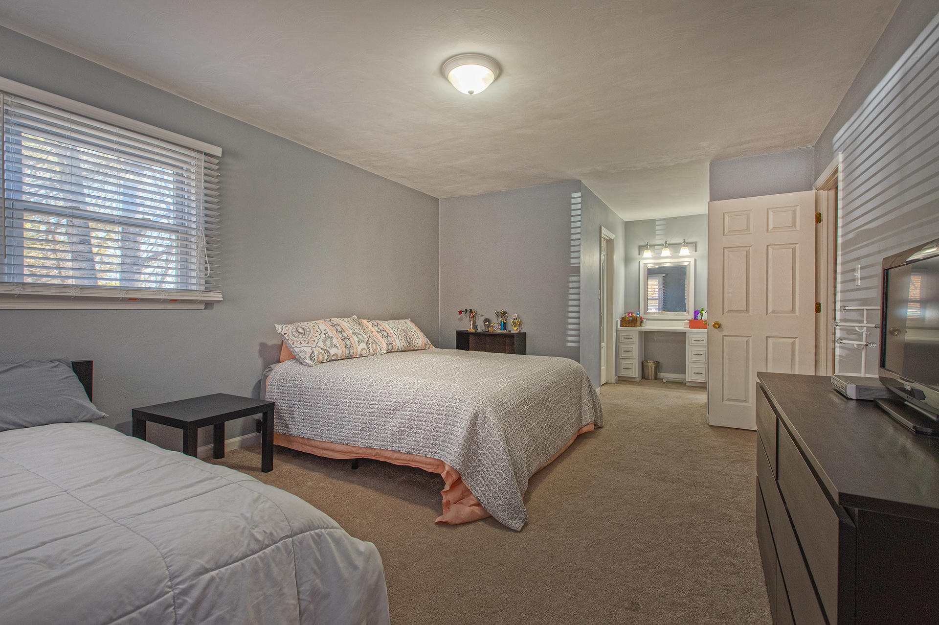 7019 Crown Road Roanoke, VA 24018 - Photo 25 of 42 Master Bedroom