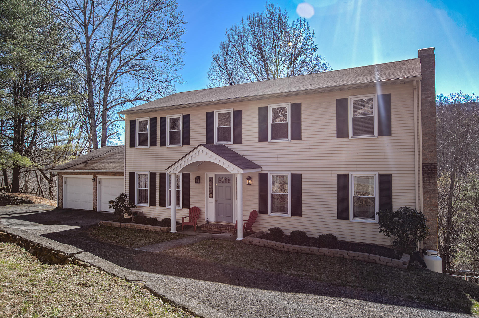 7019 Crown Road Roanoke, VA 24018 - Photo 30 of 42 Covered Entry
