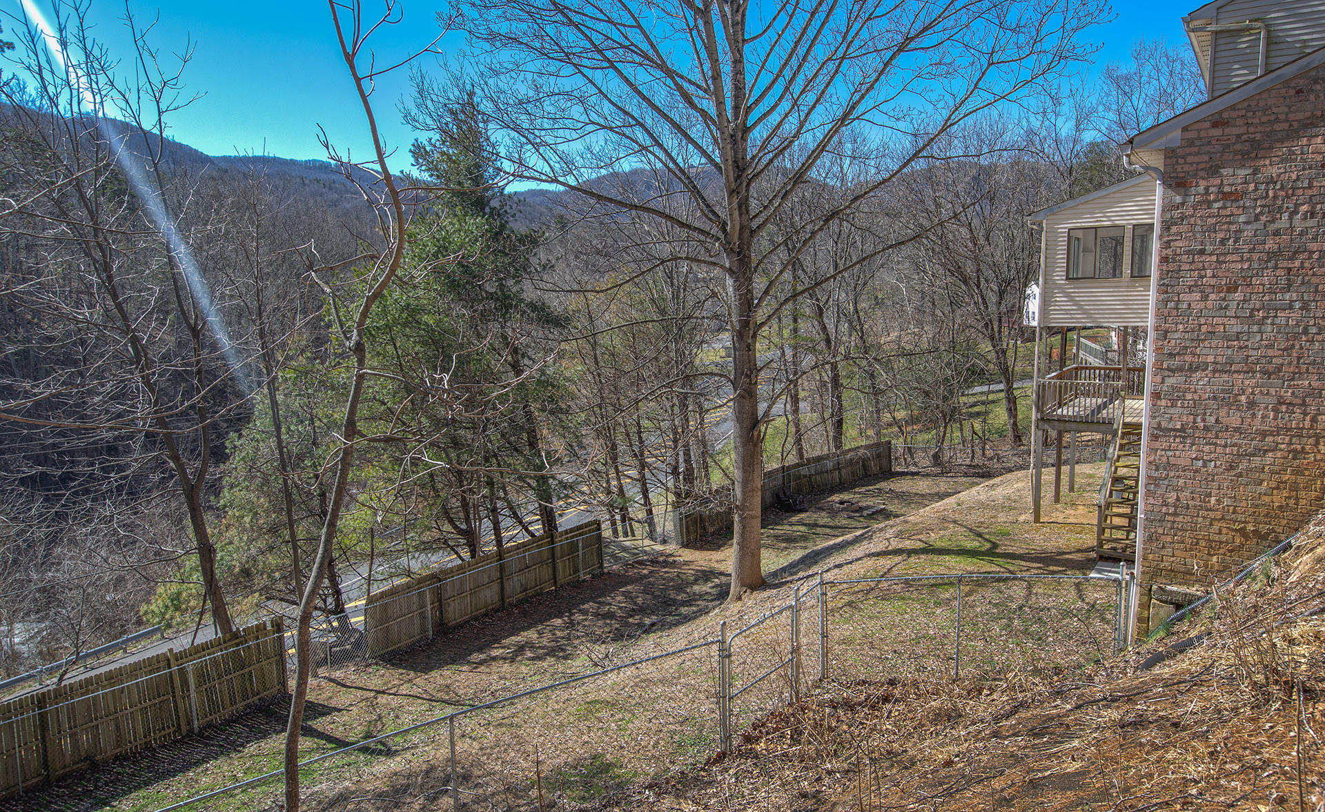 7019 Crown Road Roanoke, VA 24018 - Photo 34 of 42 Fenced yard