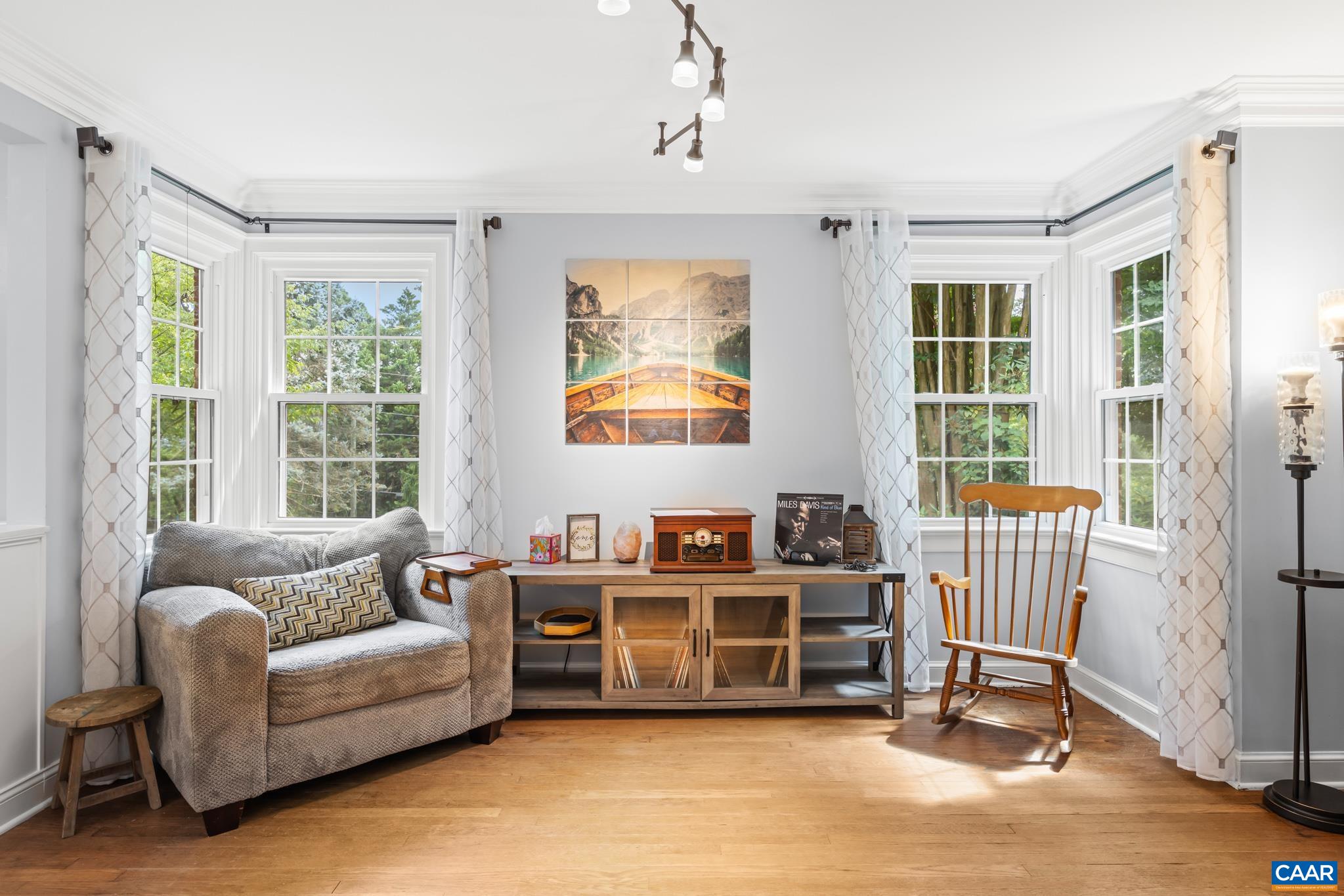 3304 Keswick Road Keswick, VA 22947 - Photo 11 of 38 a living room with furniture and windows