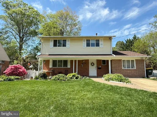 $815,000 | 5510 Eastbourne Drive, Springfield, VA 22151