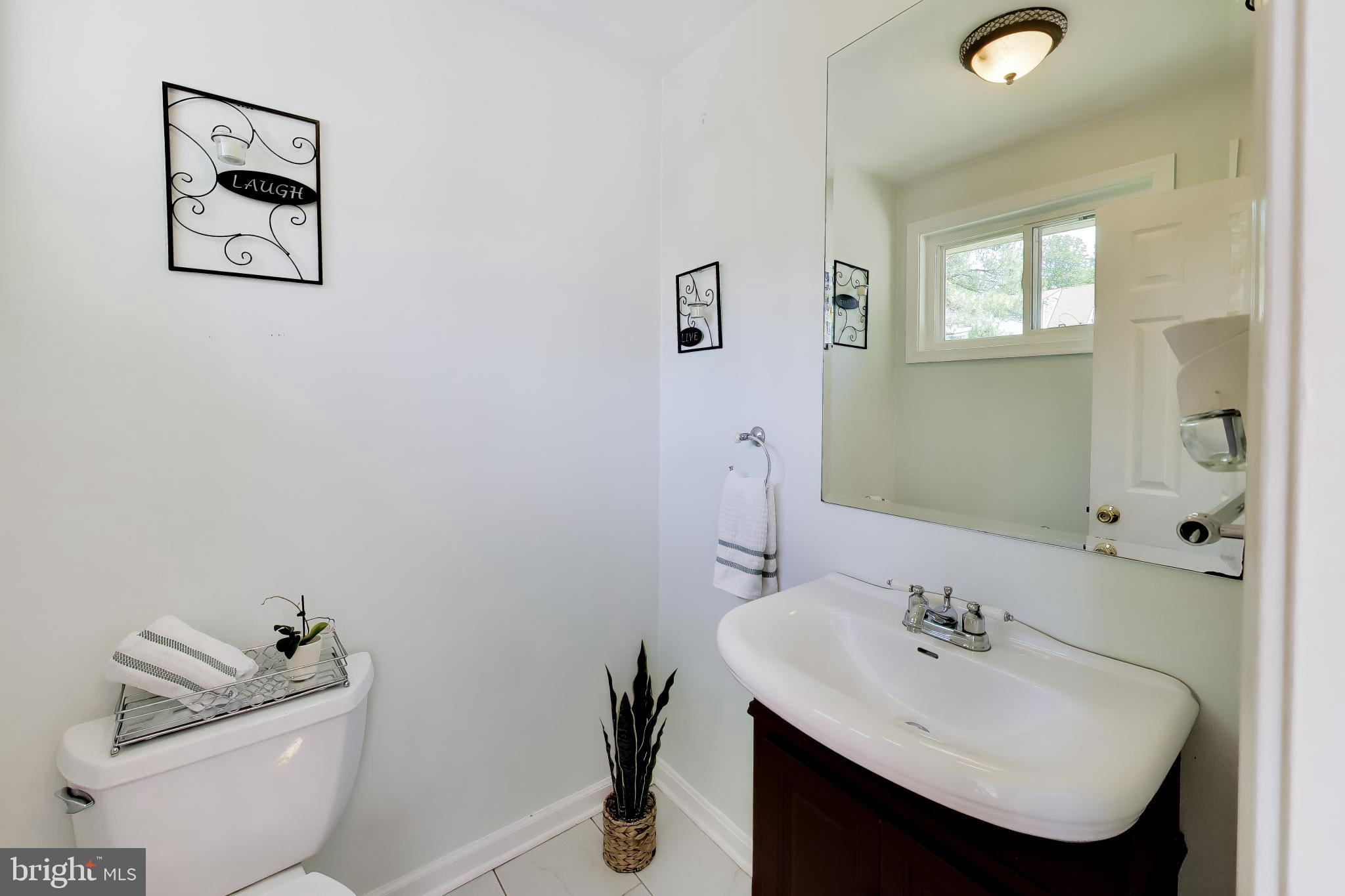5510 Eastbourne Drive Springfield, VA 22151 - Photo 13 of 48