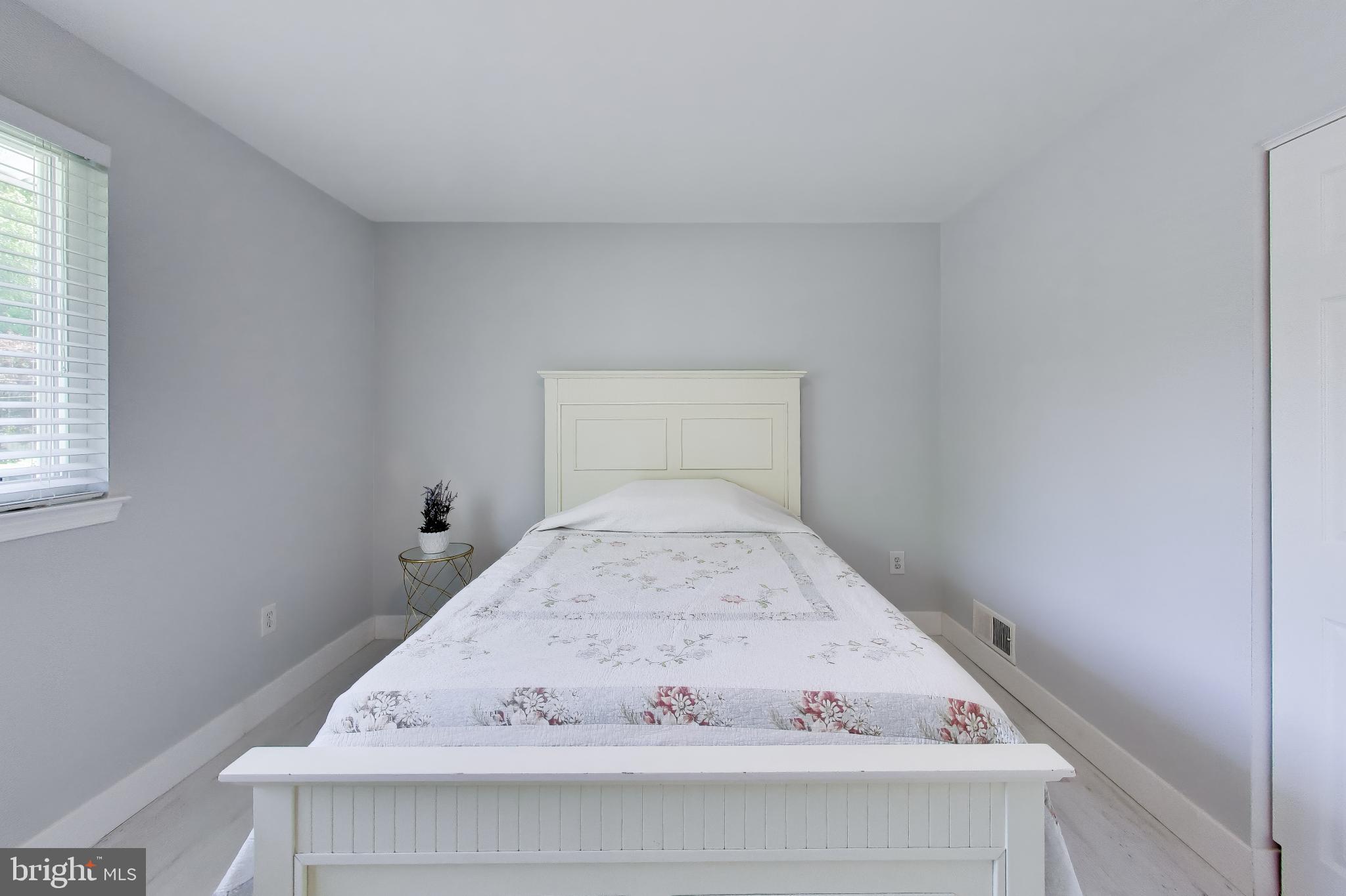 5510 Eastbourne Drive Springfield, VA 22151 - Photo 22 of 48