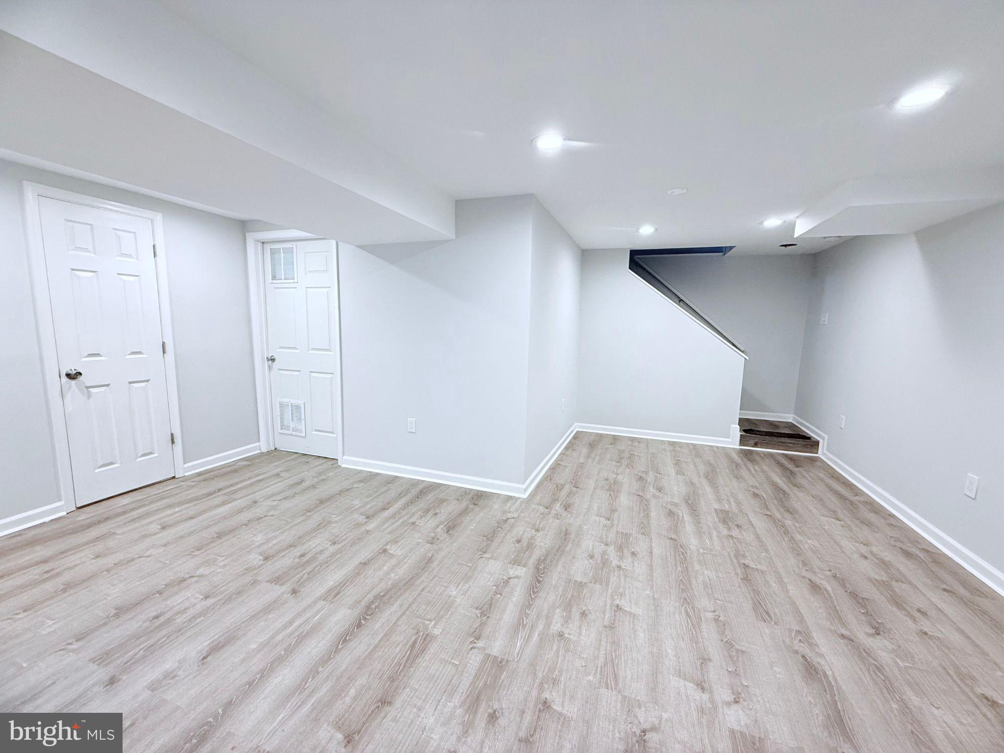 5510 Eastbourne Drive Springfield, VA 22151 - Photo 30 of 48 LVP
