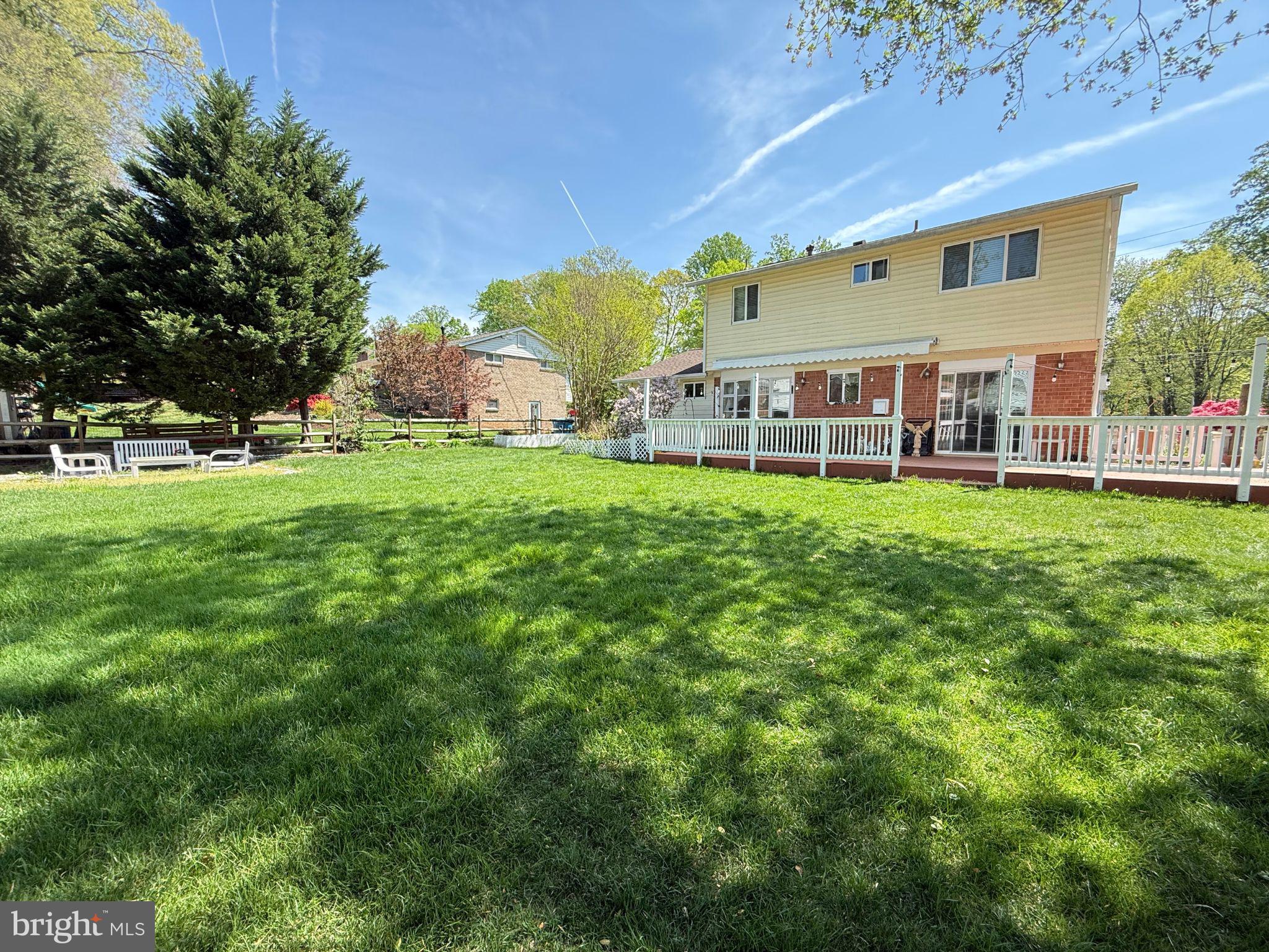5510 Eastbourne Drive Springfield, VA 22151 - Photo 3 of 48