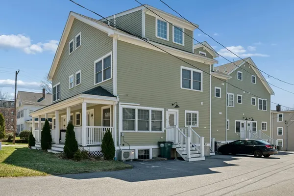 $499,900 | 140 Main Street, Unit B, Upton, MA 01568