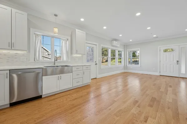 $499,900 | 140 Main Street, Unit B, Upton, MA 01568