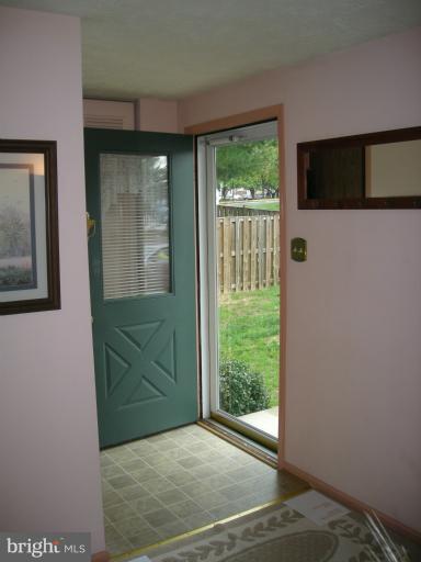 7446 Lone Star Road Lorton, VA 22079 - Photo 11 of 27 Interior (General)