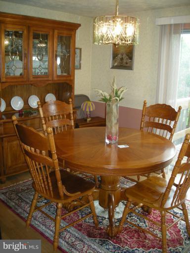 7446 Lone Star Road Lorton, VA 22079 - Photo 12 of 27 Dining Room