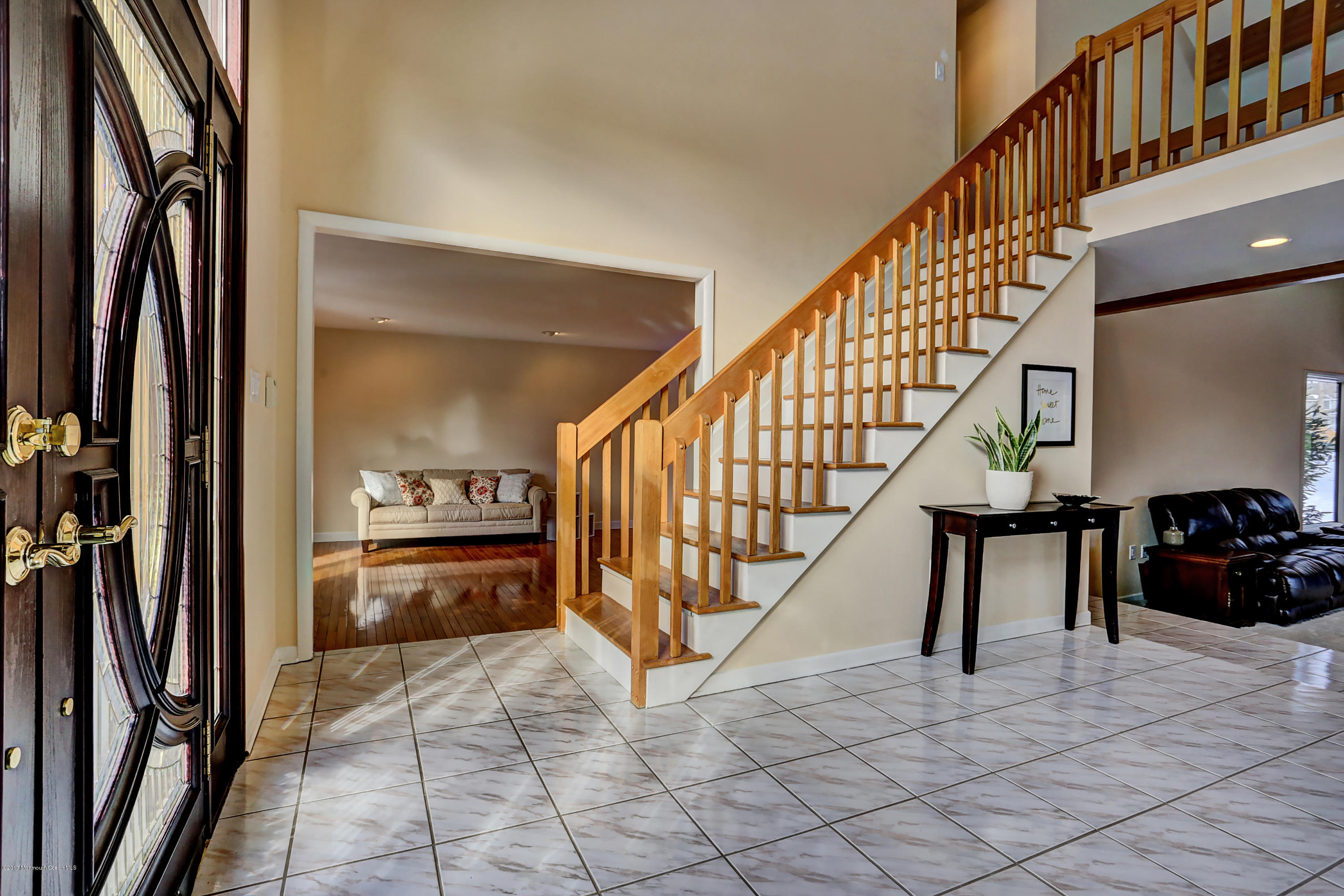 16 Falcon Ridge Circle Holmdel, NJ 07733 - Photo 5 of 43 10