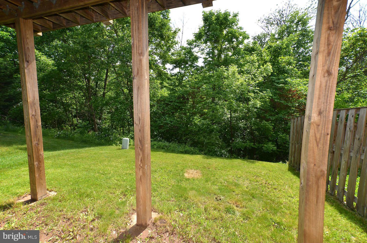 22004 Box Car Square Sterling, VA 20166 - Photo 25 of 27 Exterior (Rear)