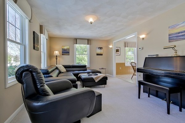 16 Trot Road Littleton, MA 01460 - Photo 5 of 28 Gallery Image 5