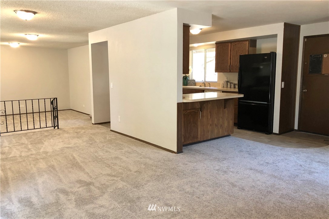 19009 127th Place Southeast Renton, WA 98058 - Photo 12 of 23 Gallery Image 12