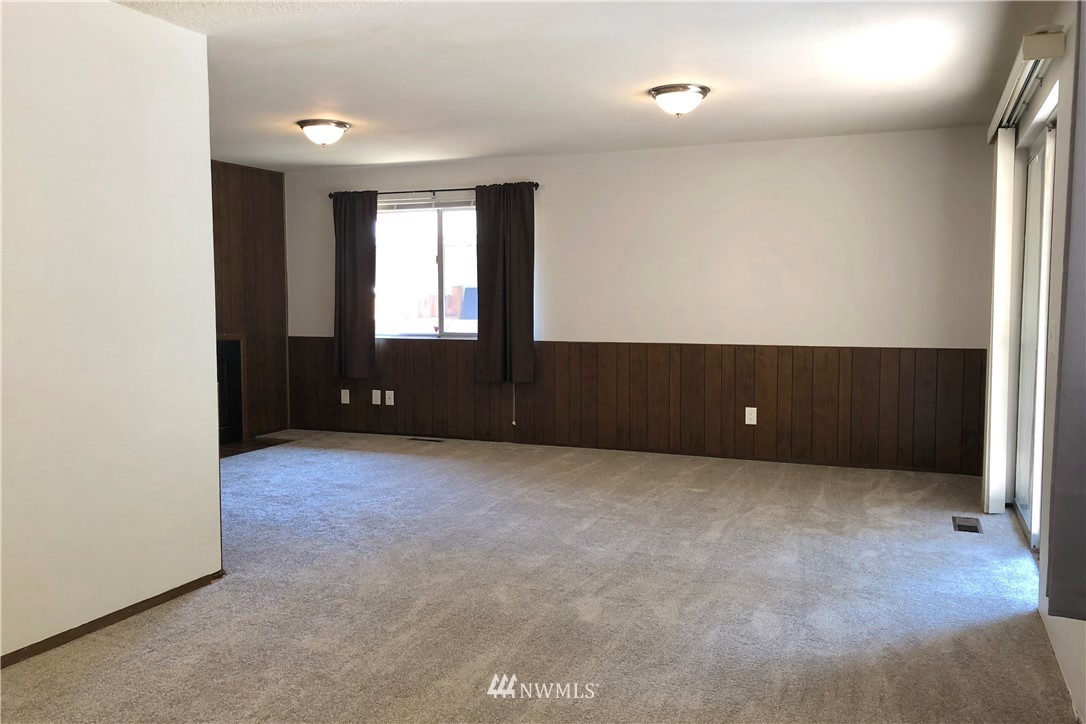 19009 127th Place Southeast Renton, WA 98058 - Photo 13 of 23 Gallery Image 13