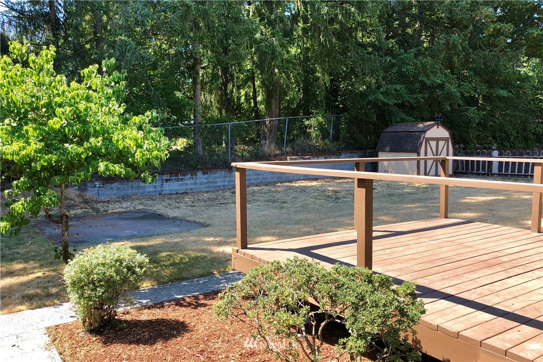19009 127th Place Southeast Renton, WA 98058 - Photo 21 of 23 Gallery Image 21